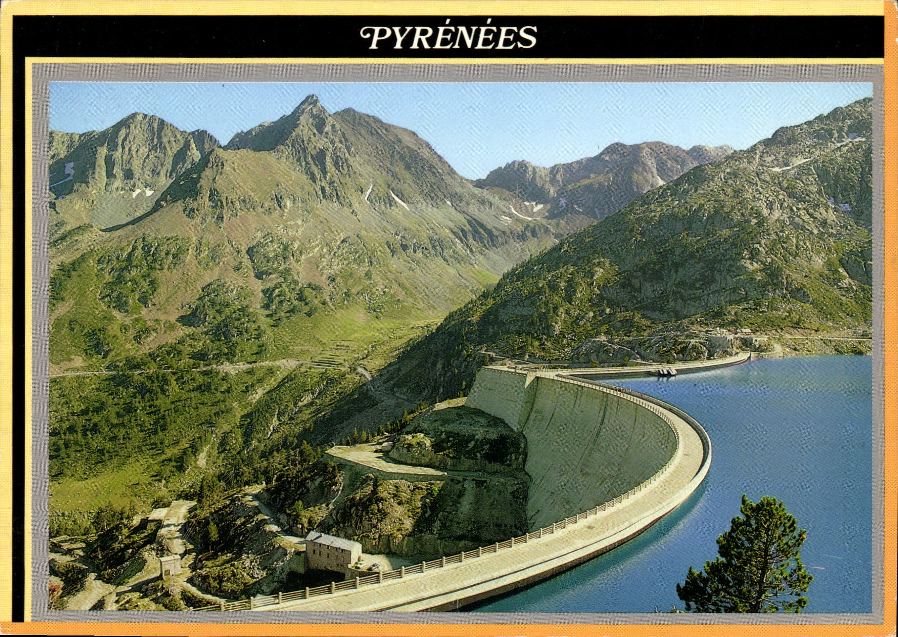 CPM Les Pyrenees Vallee d'Aure Lac Barrage et route du Cap 