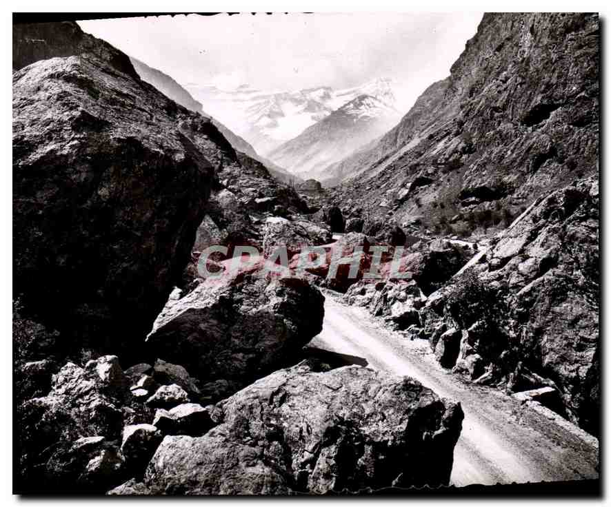 CPM Route de Luz a Gavarnie Le Chaos 