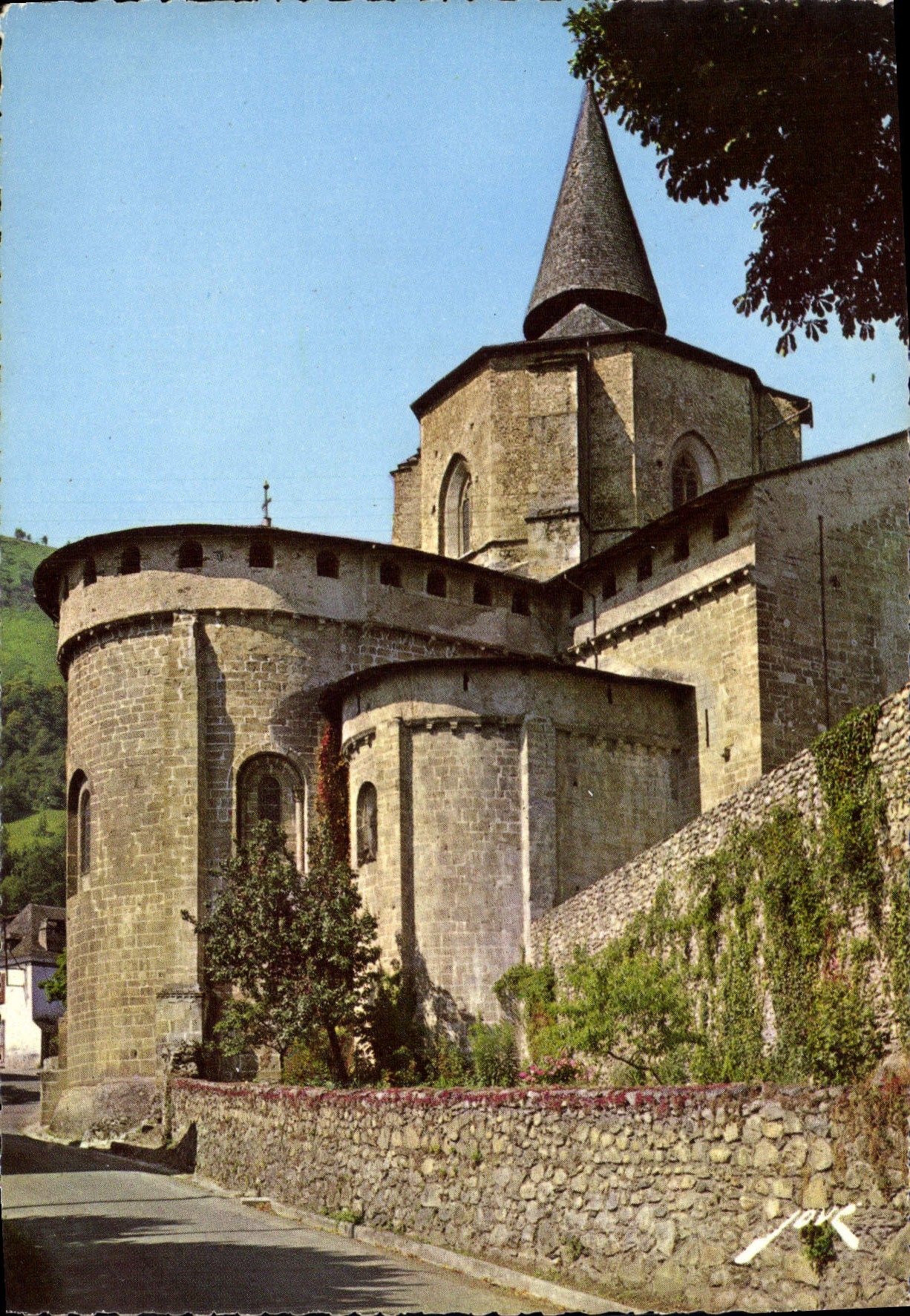 Saint-Savin — Abside de l'église — Édition TAUKE