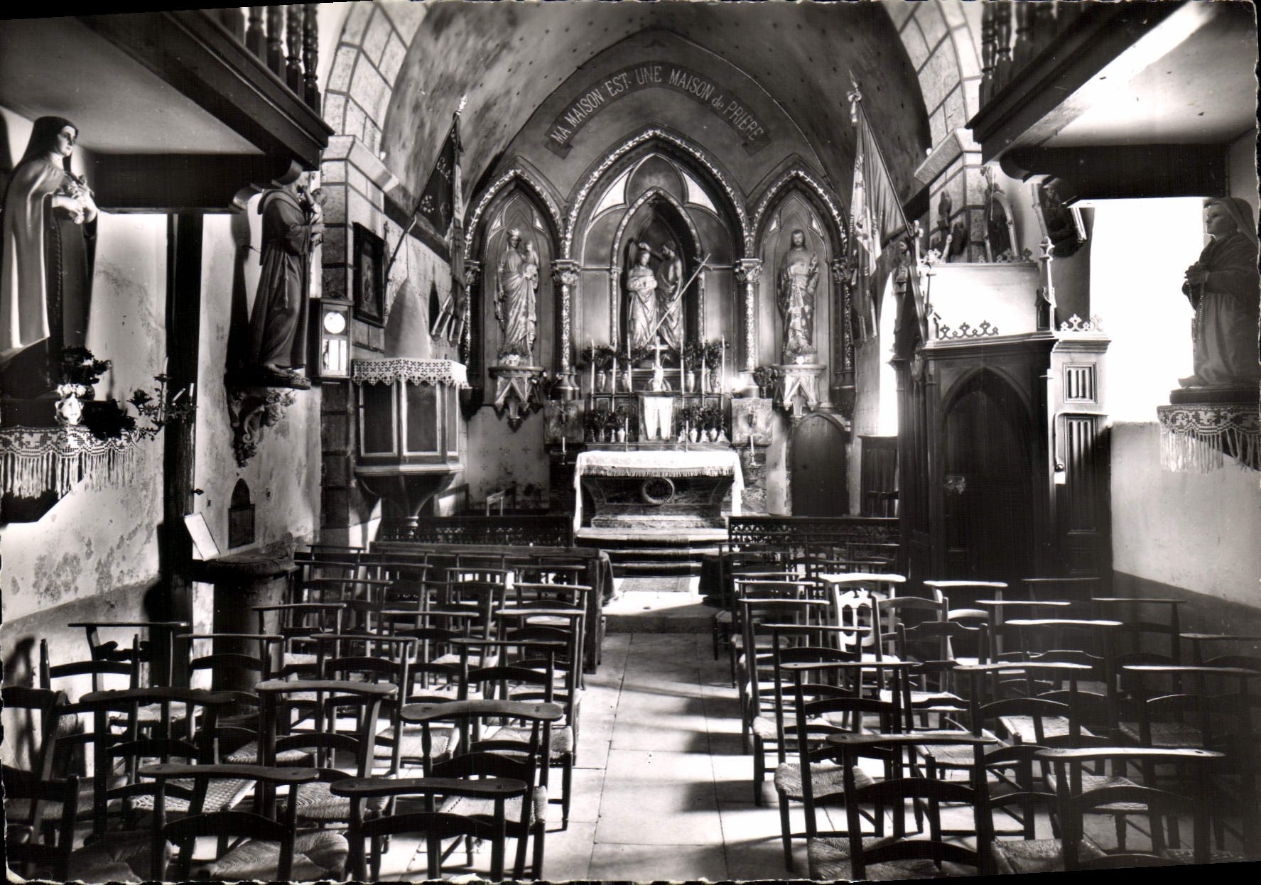 CPM Gavarnie Hautes Pyrenees Interieur de l'Eglise 