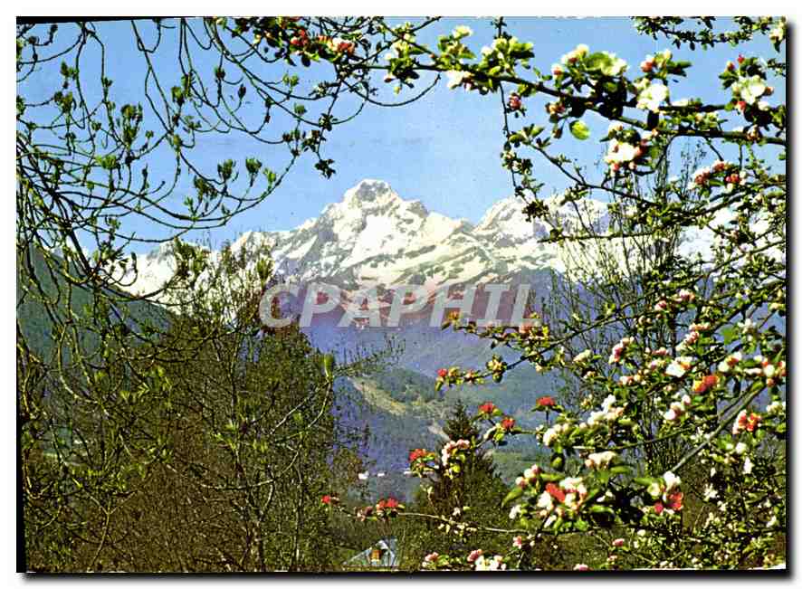 CPM Sites Pyrenees Le Massif du Montvalier 