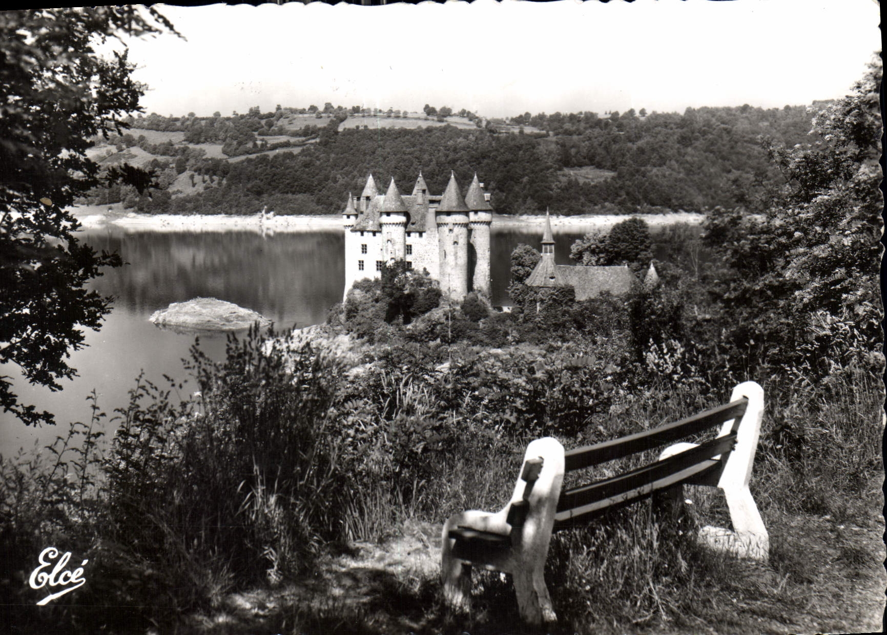 CPM Bort les Orges Correze Le Chateau de Val XV siecle 
