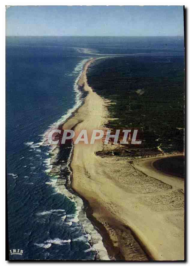 CPM Cote de Beaute Le phare de la Coubre et la Cote Sauvage au fond le Perthuis de Maumusson et le p