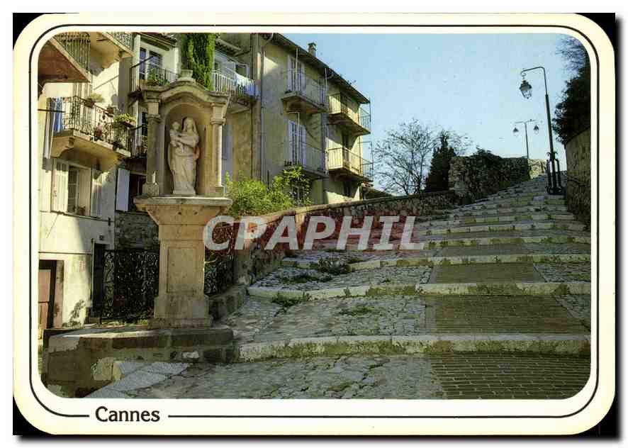 CPM Reflets de la Cote d'Azur Cannes Le Suquet La Montee vers l'Eglise 