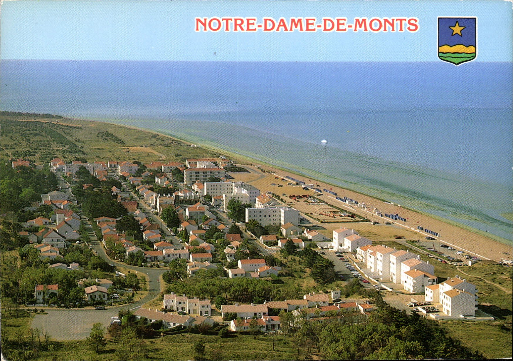 CPM Notre Dame de Monts Vue generale de la plage 