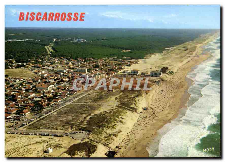 CPM La France La Cote d'Argent Les Landes Touristiques Biscarrosse Plage Vue generale aerienne 