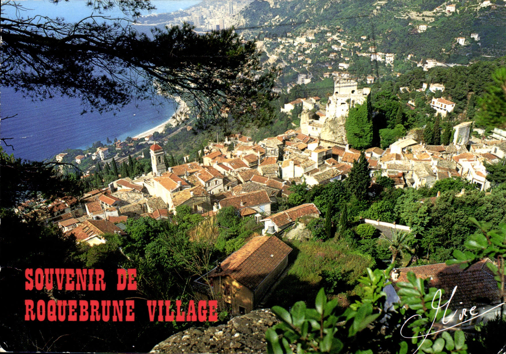 CPM Roquebrune Cap Martin Alpes Maritimes Vue generale sur le village et le Chateau 