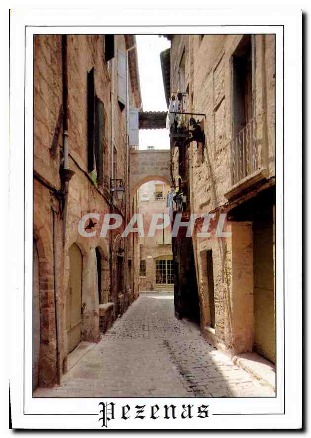 CPM Pezenas Herault Ville d'Art la Rue Triperie Vieille 
