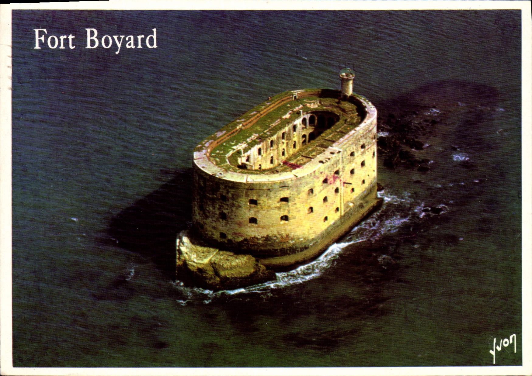 CPM Couleurs et Lumiere de France fort Boyard Charente Maritime vu du Ciel Par Alain Perceval 