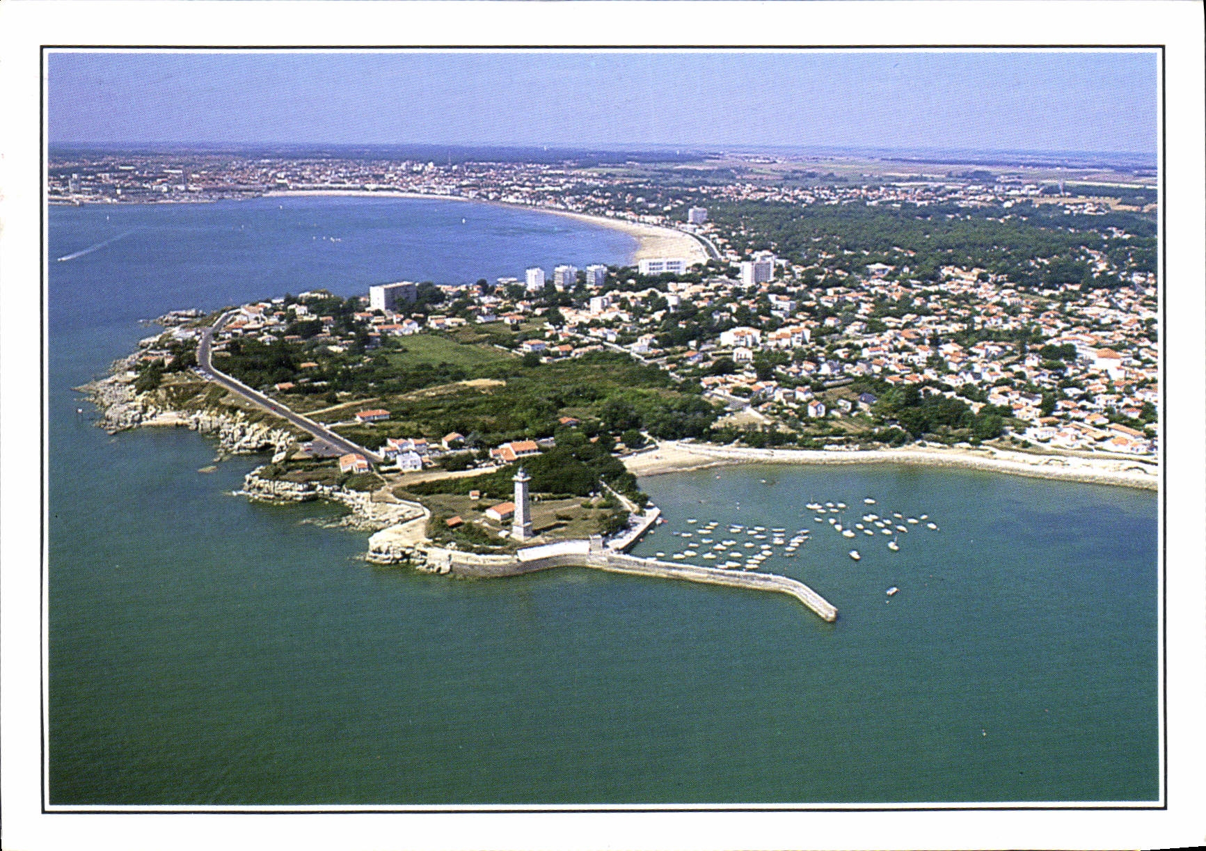 CPM St Georges de didonne le Port et la corniche au fond Royan vue aerienne 