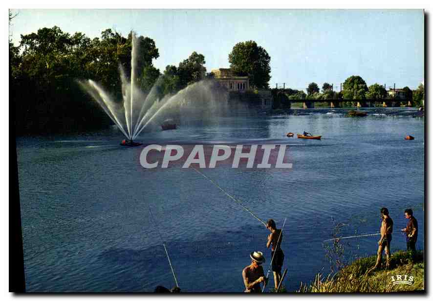 CPM Agde Herault les bords de Herault les Jets d'Eau 