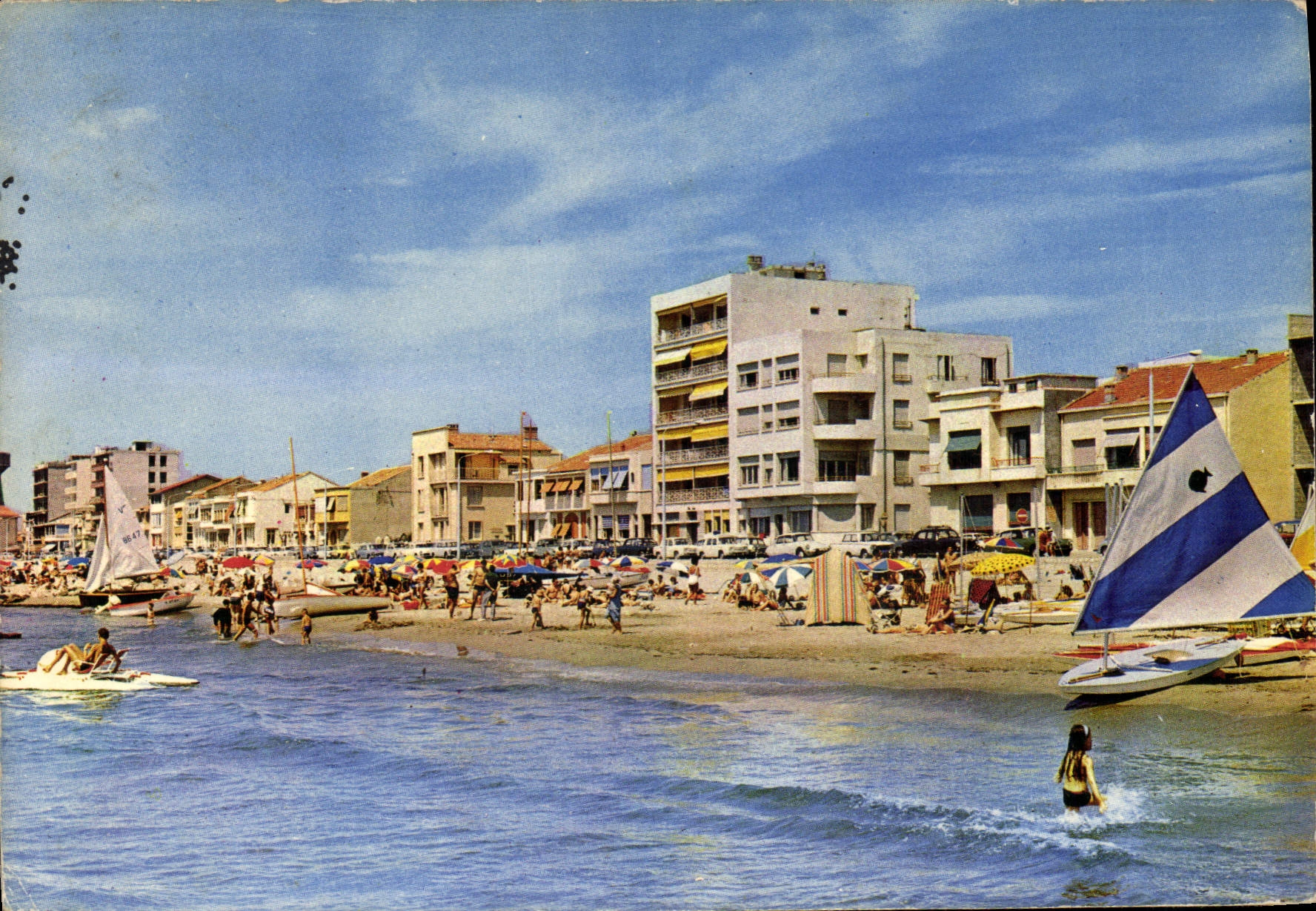 CPM Au Soleil du Languedoc Palavas les Flots Herault la Plage rive Gauche 