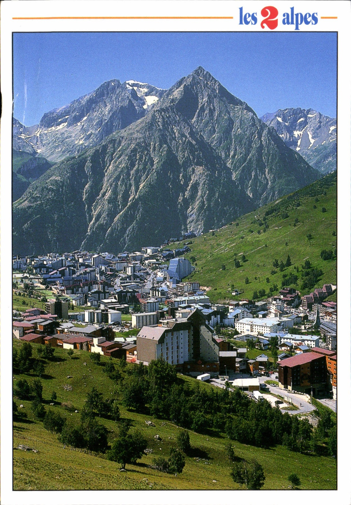 Les 2 Alpes — Vue générale avec l'Aiguille de Venosc — Éditions REVAUP