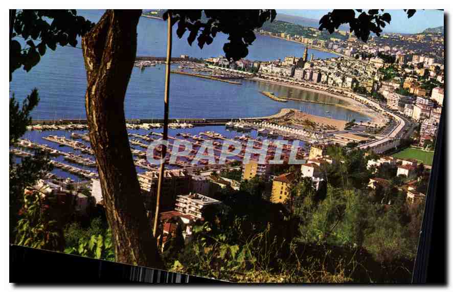 CPM Menton Cote d'Azur Le nouveau port e Vieille ville 