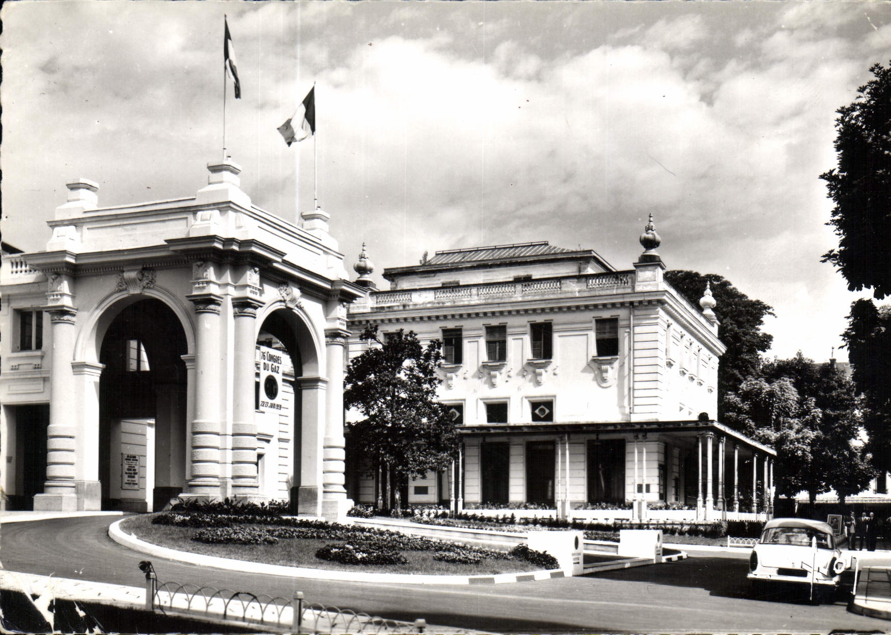 CPM Aix les Bains Savoie le Casino et la Salle des Congres 