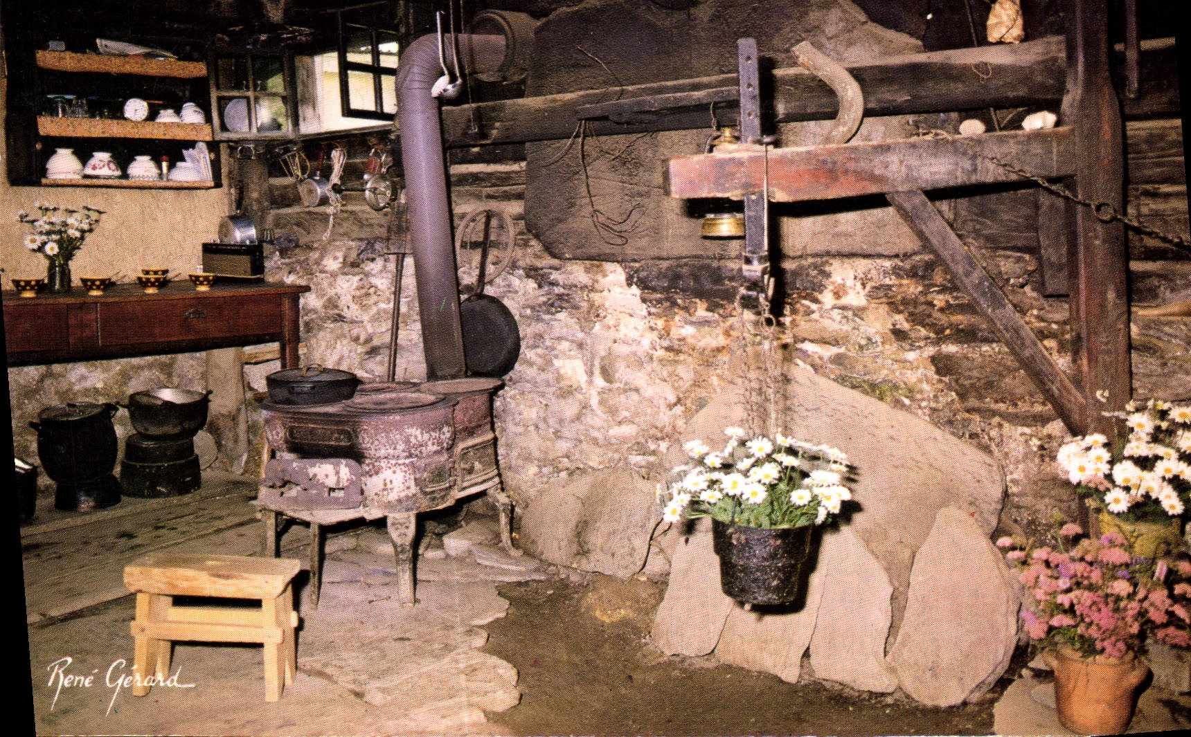 CPM Images de Chez Nous l'Accueil d'un chalet d'Alpage 
