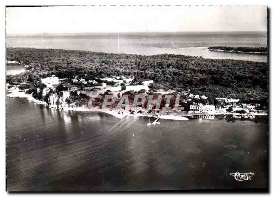 Ile Sainte-Marguerite — Vue aérienne du Fort du Masque — Cannes, Imp. Combière