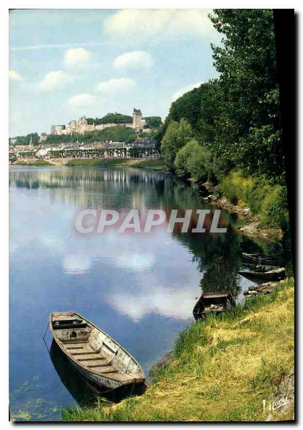 CPM Les Merveilles du Val de Loire Chinon Indre et Loire La Vienne et le Chateau 