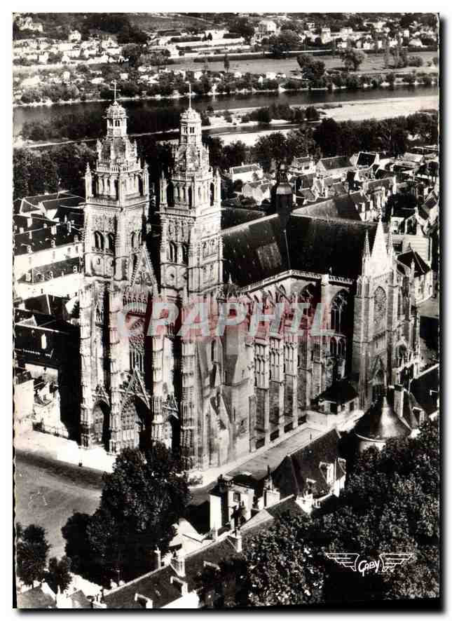 CPM Tours I et L La Cathedrale 