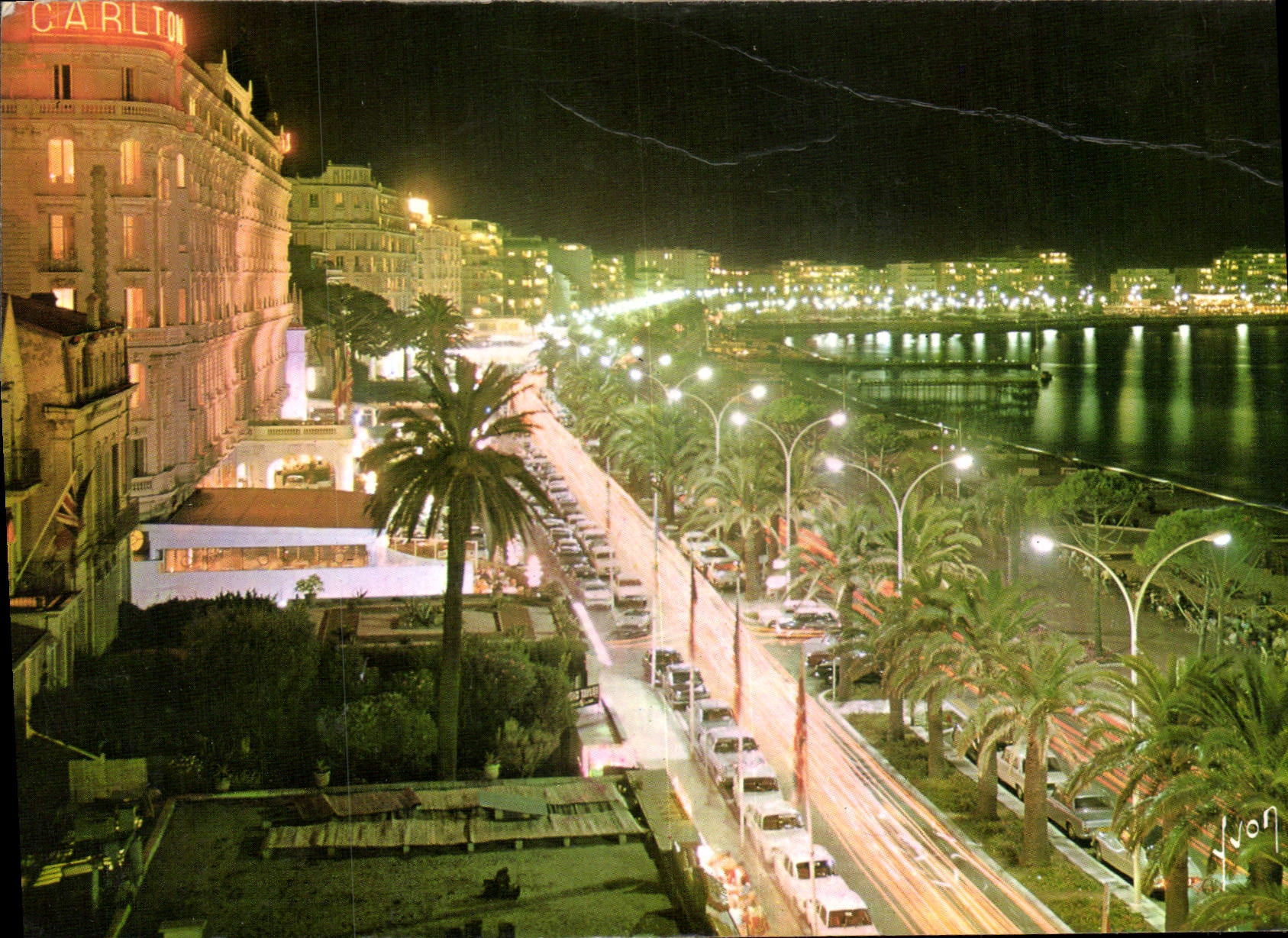 CPM Cannes Alpes Maritimes La Croisette et les Grands Hotels 