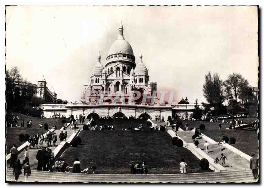 CPM Paris La Basilique du Sacre Coeur 