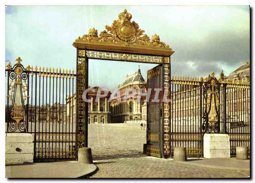 CPM Versailles La Grille d'Honneur 