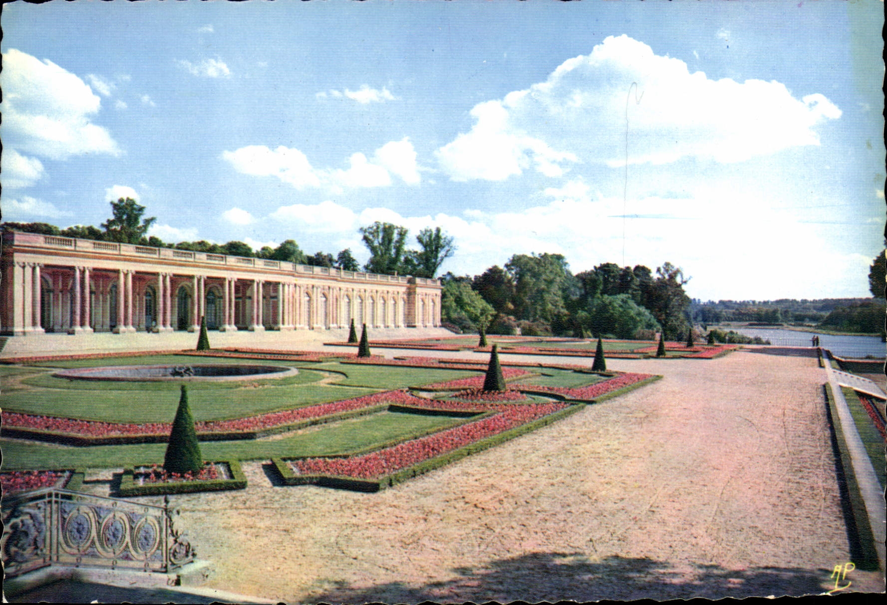 Versailles (S.-et-O.) — Le Grand Trianon — Éditeur A.P. n° 414