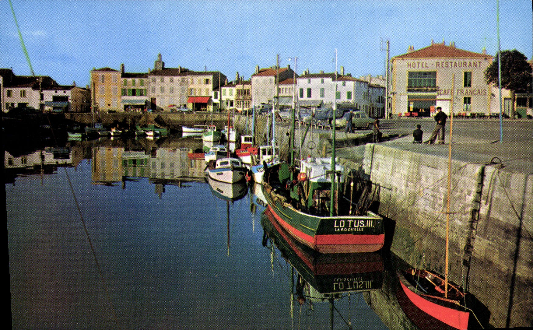 CPM Ile de Re Chte Mme Le port de la Flotte en Re 