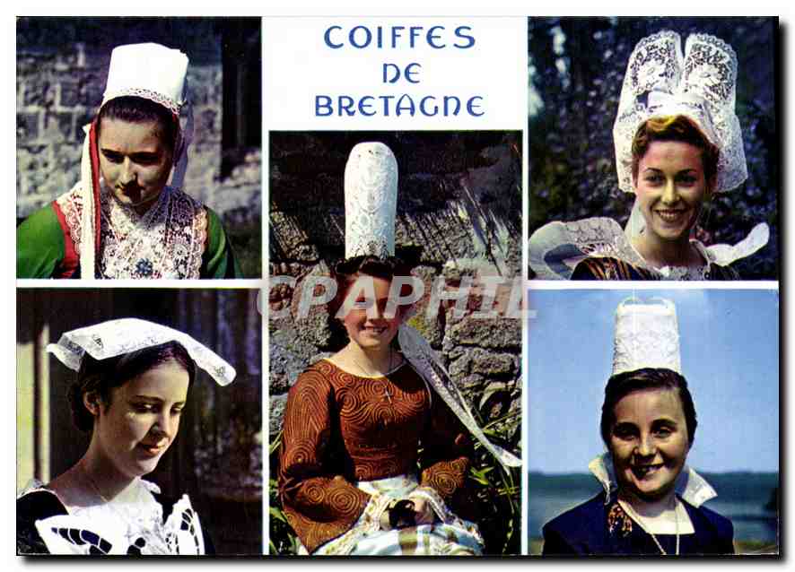 CPM Coiffes de Bretagne Jeunes filles en costume de la region de Plougastel Daoulas 