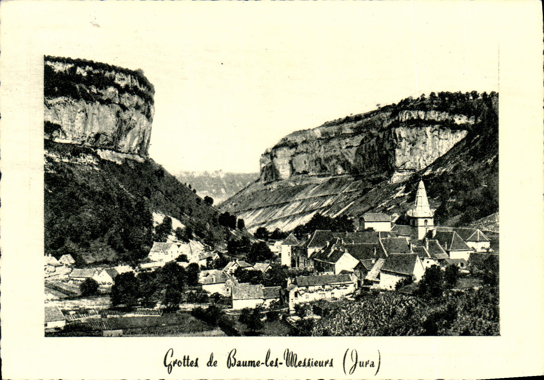 Grottes de Baume-les-Messieurs (Jura) — vue générale — Héliocolor "CIM"