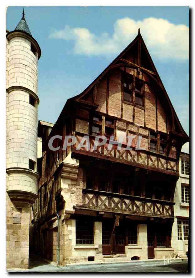 CPM Chinon Indre et Loire La vieille ville 