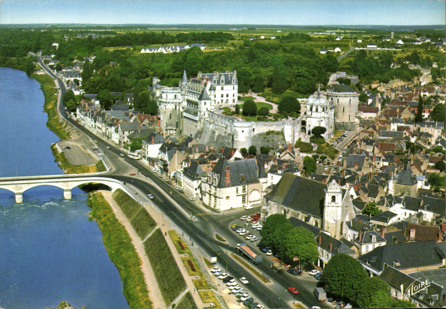 CPM Amboise Indre et Loire Le Chateau du XV siecle 