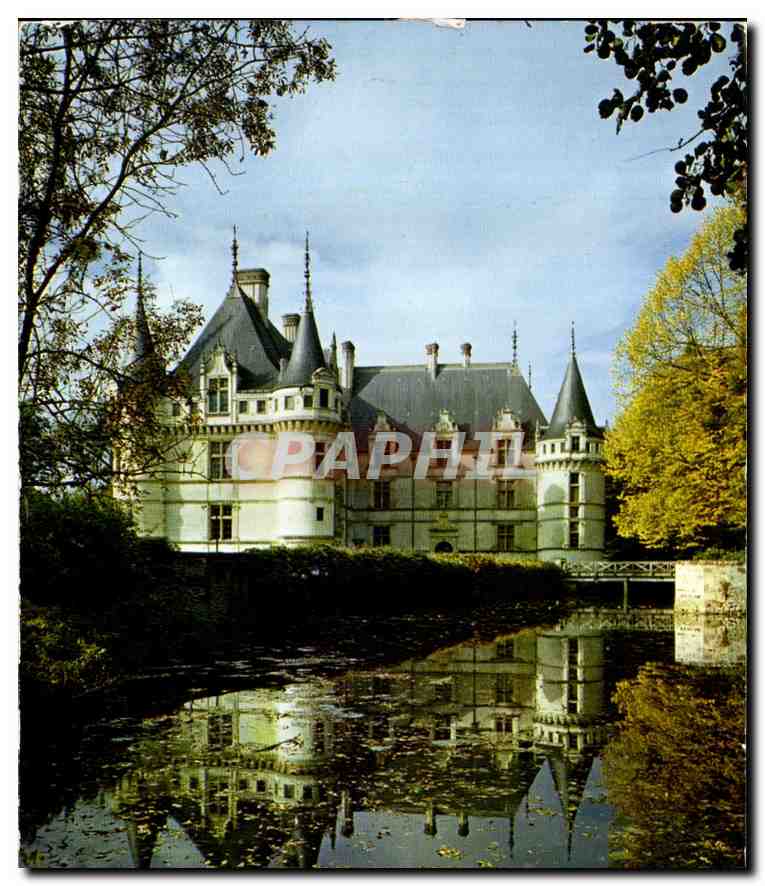 CPM Azay le Rideau Indre et Loire Le Chateause refletant dans l'Indre 
