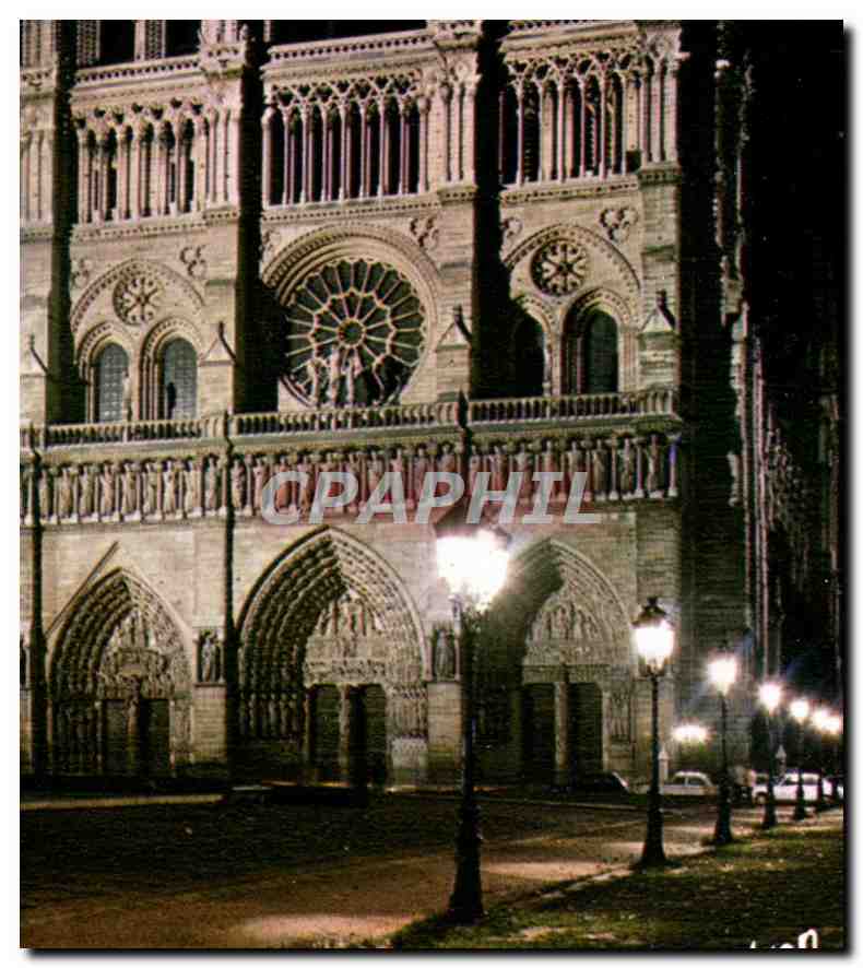 CPM Paris Notre Dame illuminee 