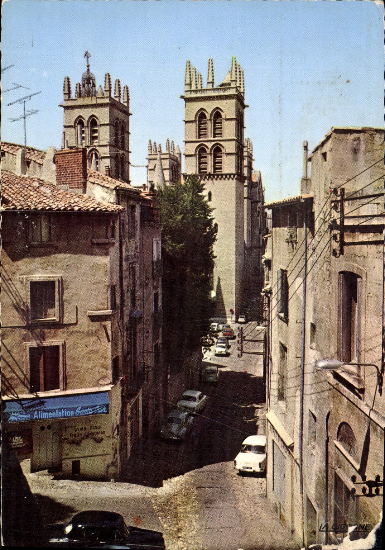 Rue de la Cité et cathédrale Saint-Pierre — Montpellier — Éditions 'La Cigogne'