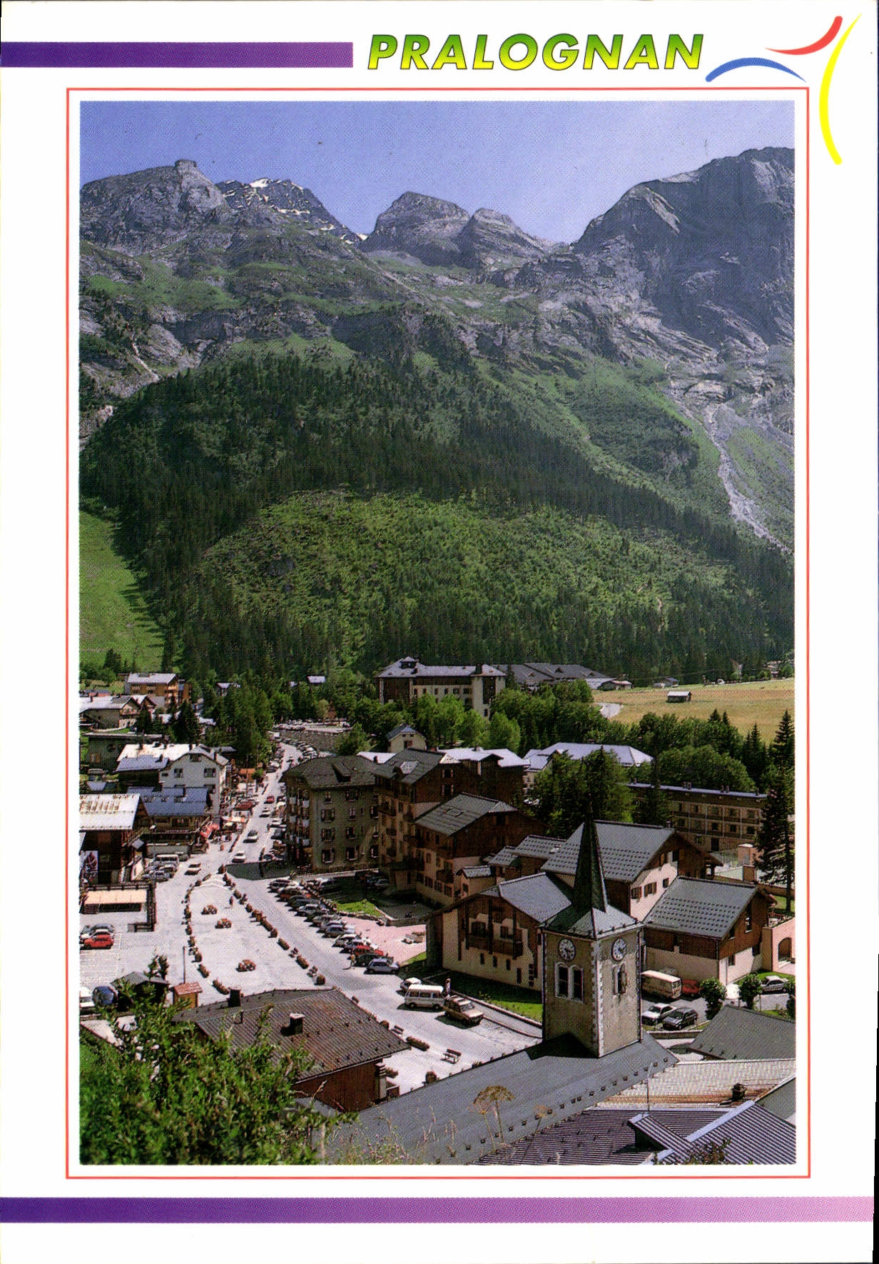 Pralognan — vue panoramique du village et des montagnes — Éditions Revalp