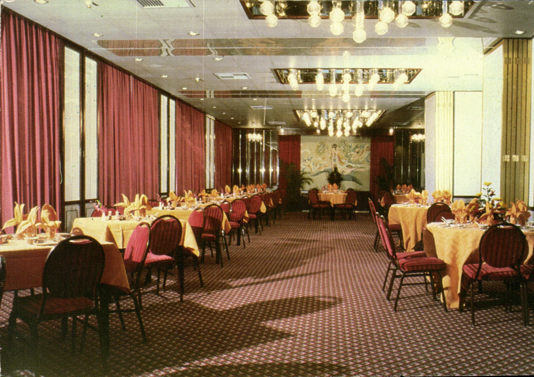 CPM Dynasty room Authenic Cantonese cuisine served in a gracious oriental setting Hong Kong Chine Ch