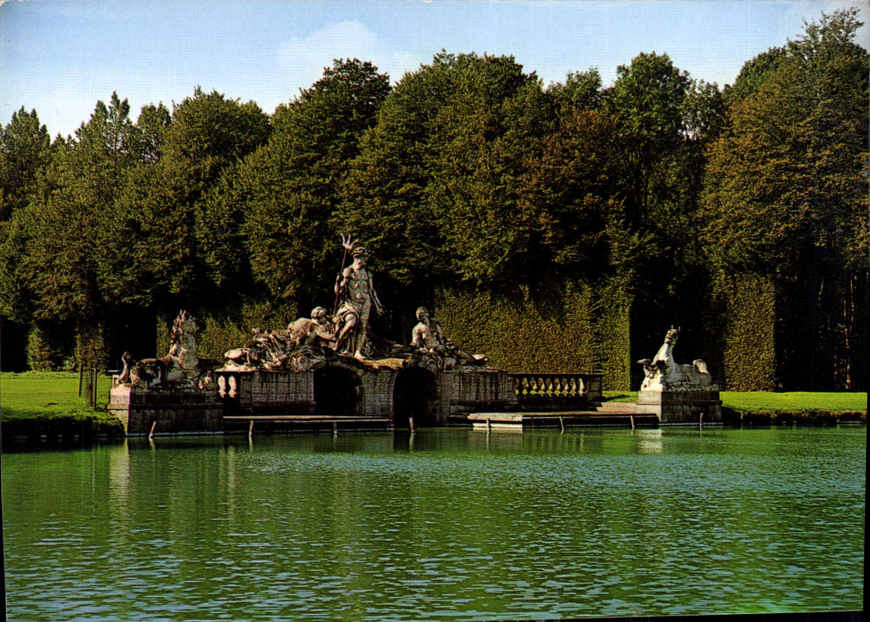 CPM Chateau de Beloeil le Groupe de Neptune 
