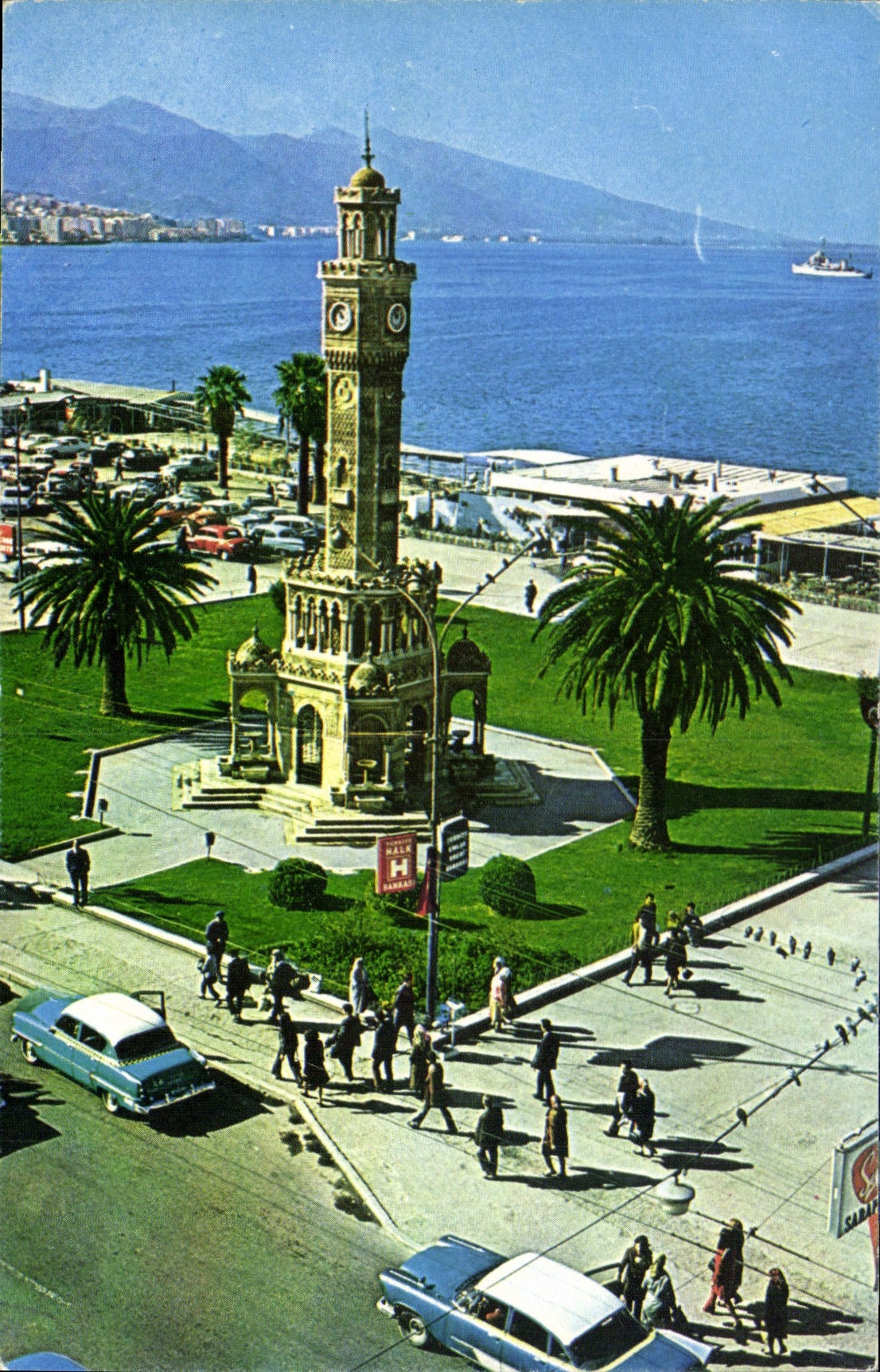 CPM Konak Meydani ve Saat kulesi Izmir 