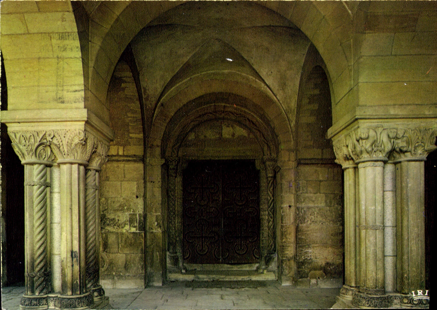 CPM Paray le Monial Basilique du Sacre Coeur le Narthex 