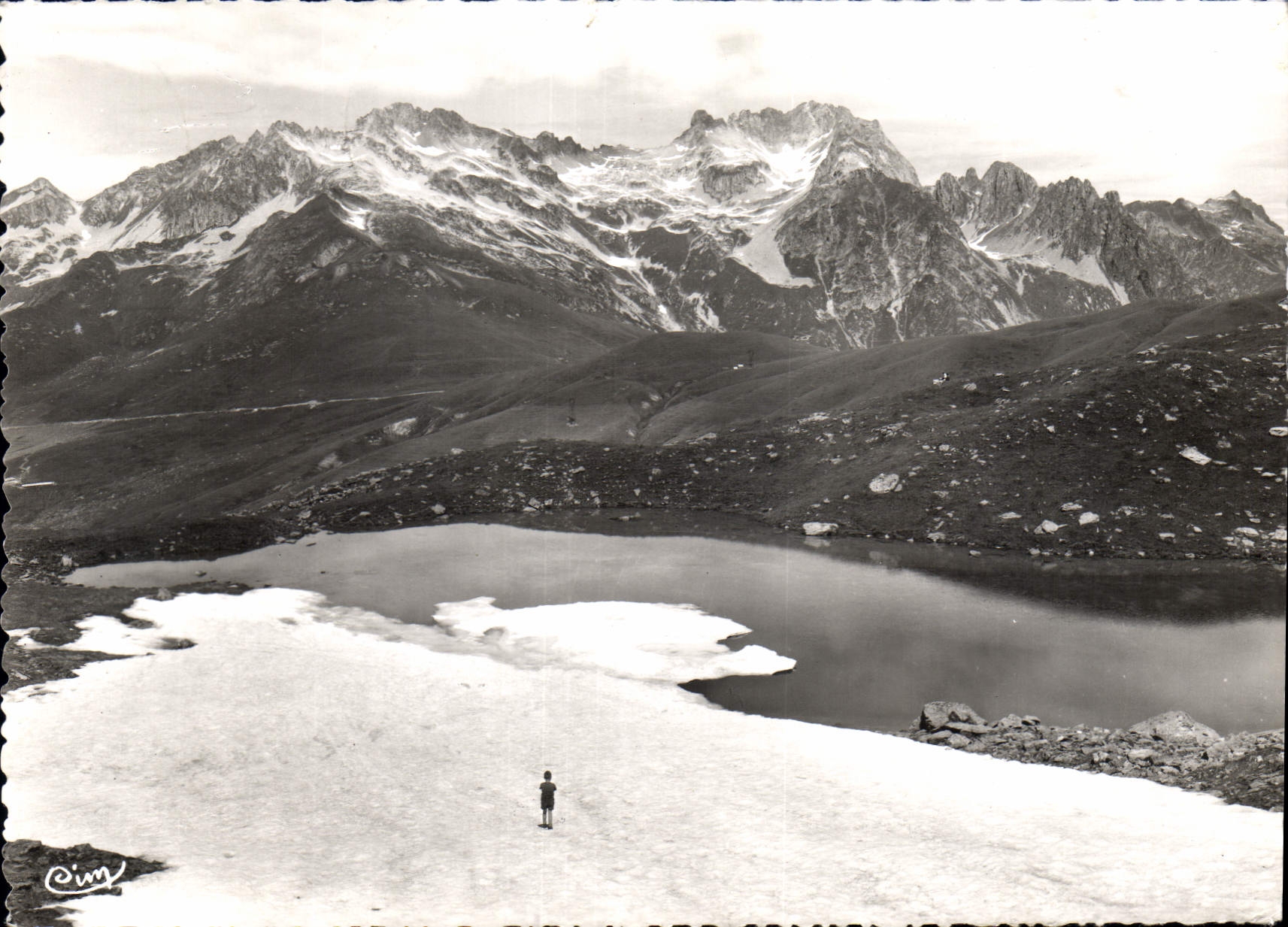 CPM Station de St Francois Longchamp Savoie le Lac blanc et le Massif de la Lauziere 