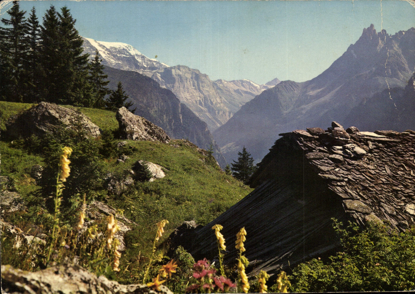 Les Alpes en couleurs naturelles — Refuge de berger en haute montagne — Éditions KODAK EKTACHROME