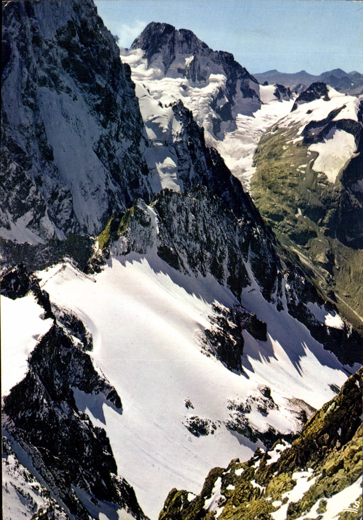 Parc National des Écrins — Face de l'Ailefroide (3 953 m) et Les Bans (3 670 m) — Commercie des Arts Phonogrammiques