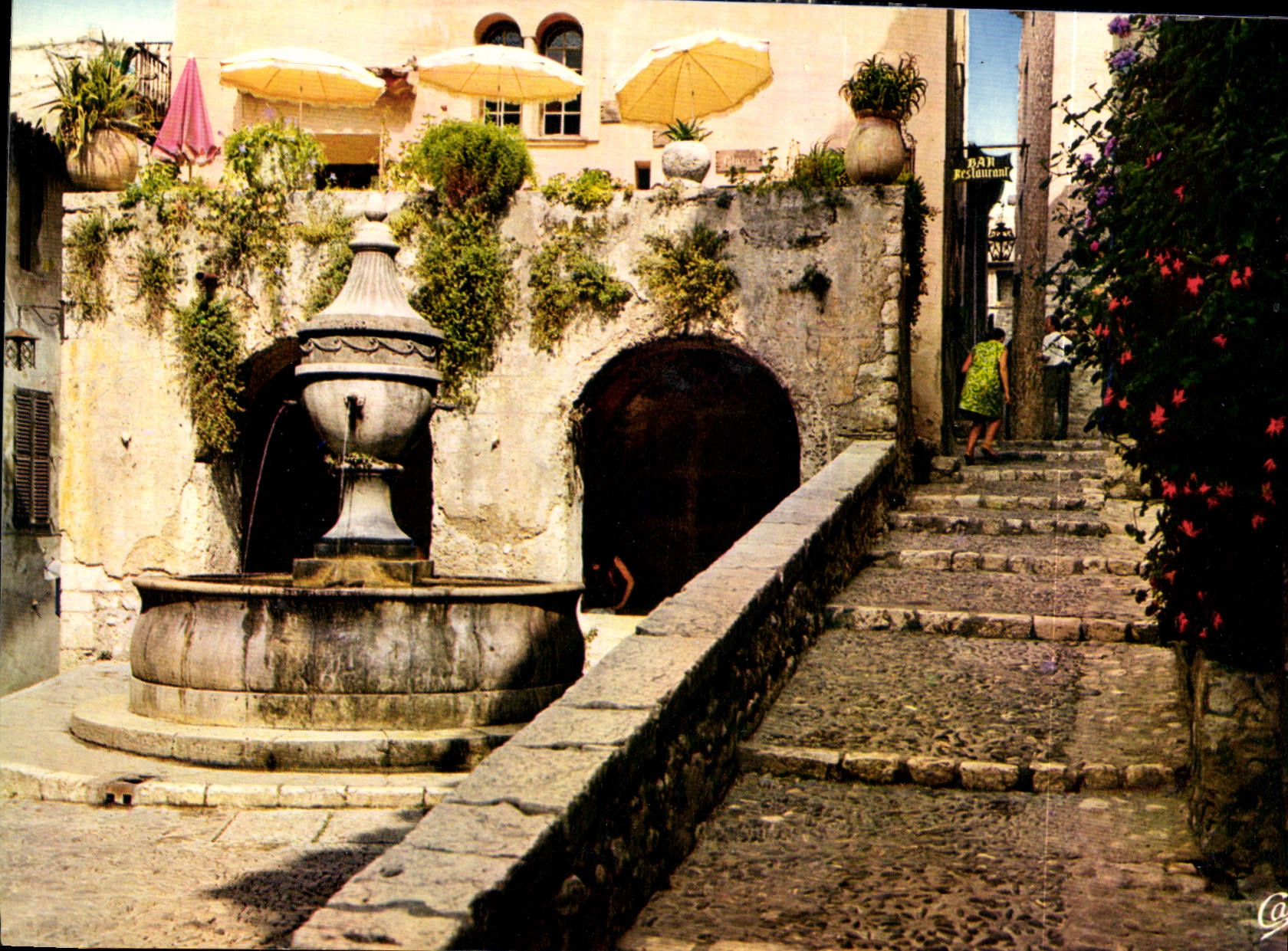 CPM Cote d'Azur Carrefour Mondial du Tourisme Saint Paul la Vieille Fontaine 