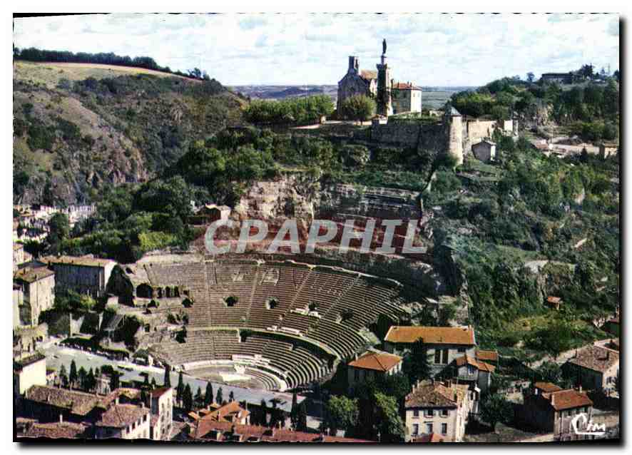CPM Vienne Isere Vue aerienne le Theatre Antique et N D de Pipet 