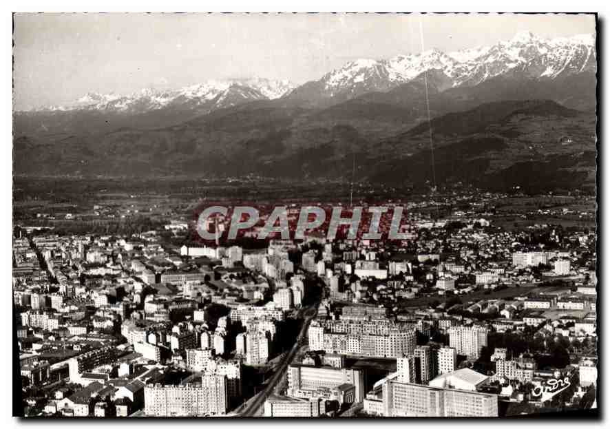 Grenoble — Vue aérienne des nouveaux boulevards et de la chaîne des Alpes françaises — éditeur Ors, n°38