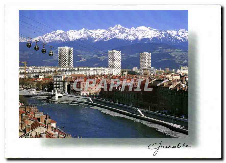 Grenoble — vue de la ville avec le téléphérique et les monts de l'Isère — Les Editions André Grenoble