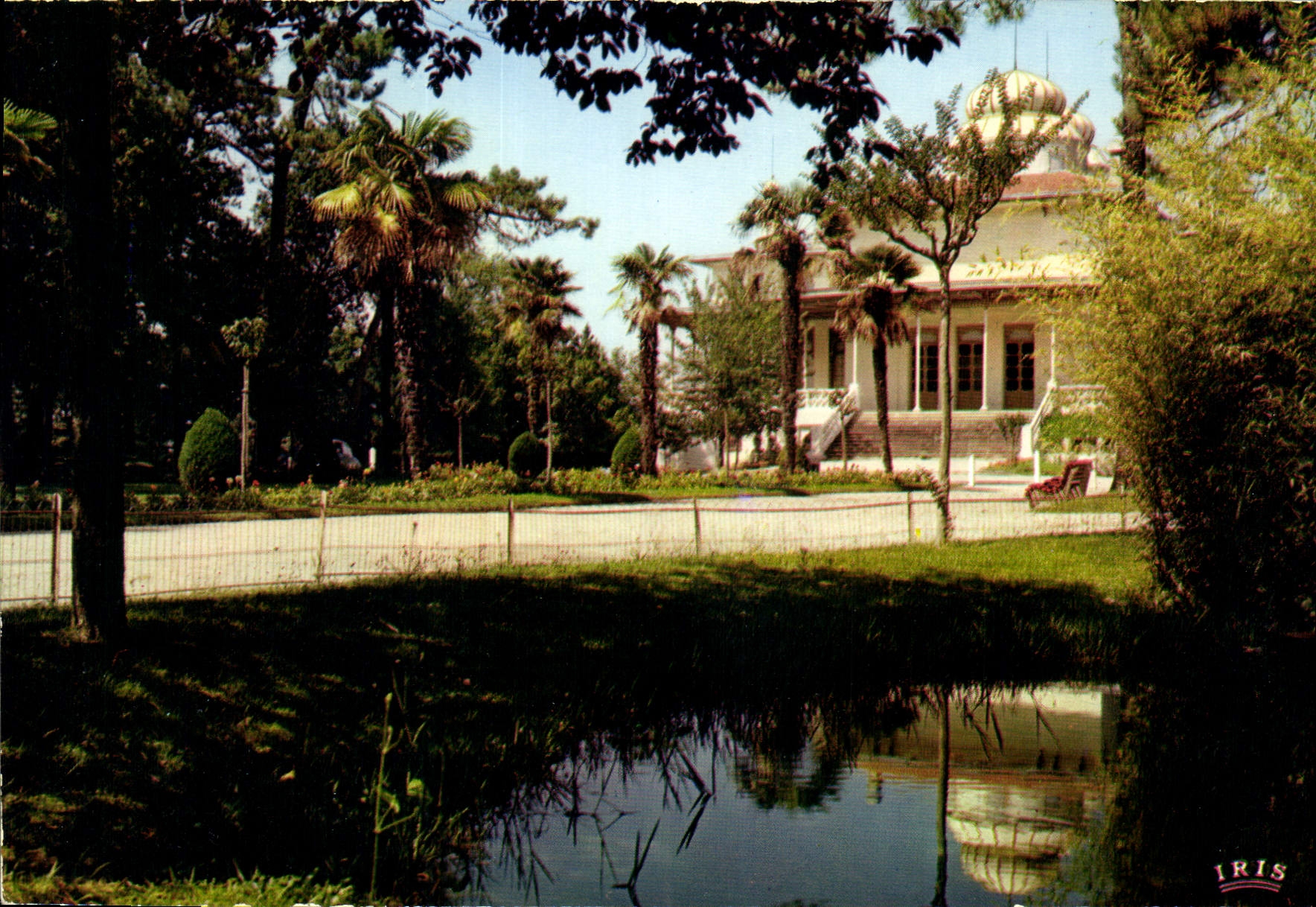 Arcachon — Le casino mauresque et les jardins — Éditions IRIS