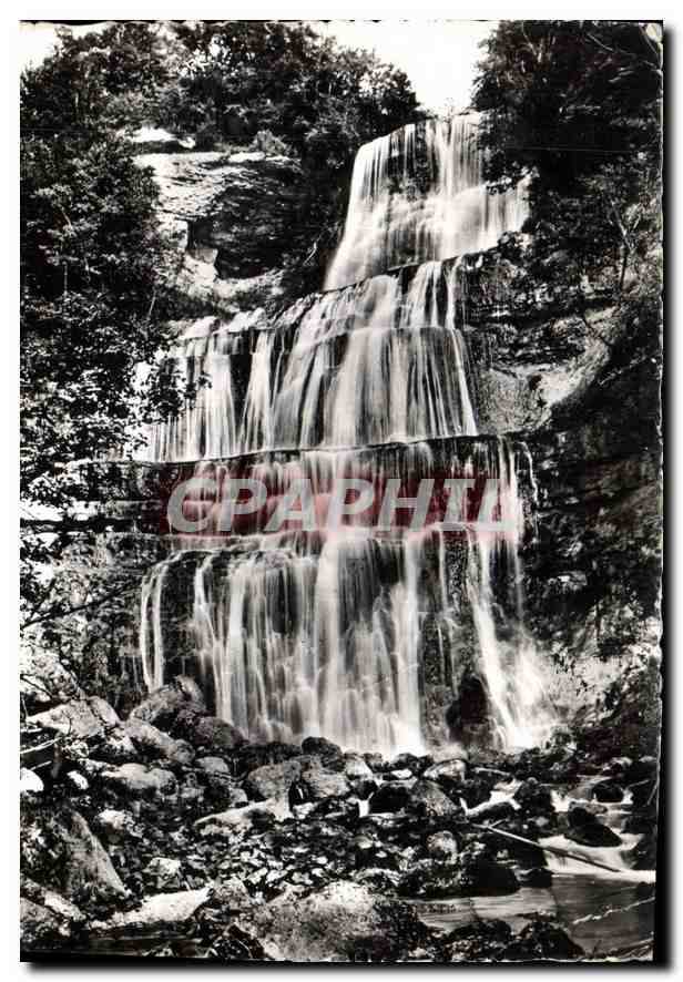CPM Jura Pittoresque le Herisson Cascade en eventail 