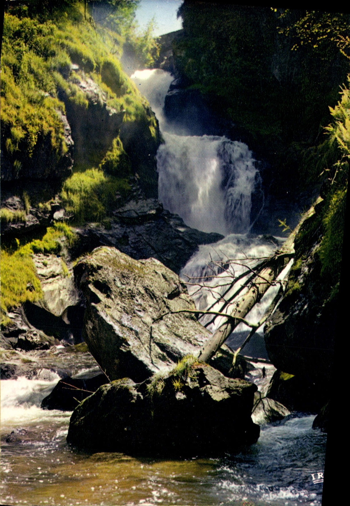 Vallee de la Montane — Gimmel (Corrèze) — Editions Mexichrome, série 19/106
